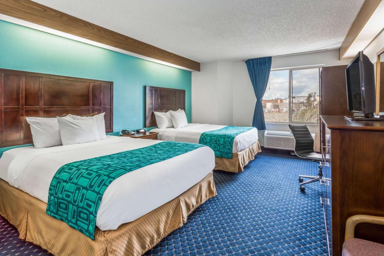 Howard Johnson By Wyndham Vancouver Hotel & Suites Luaran gambar