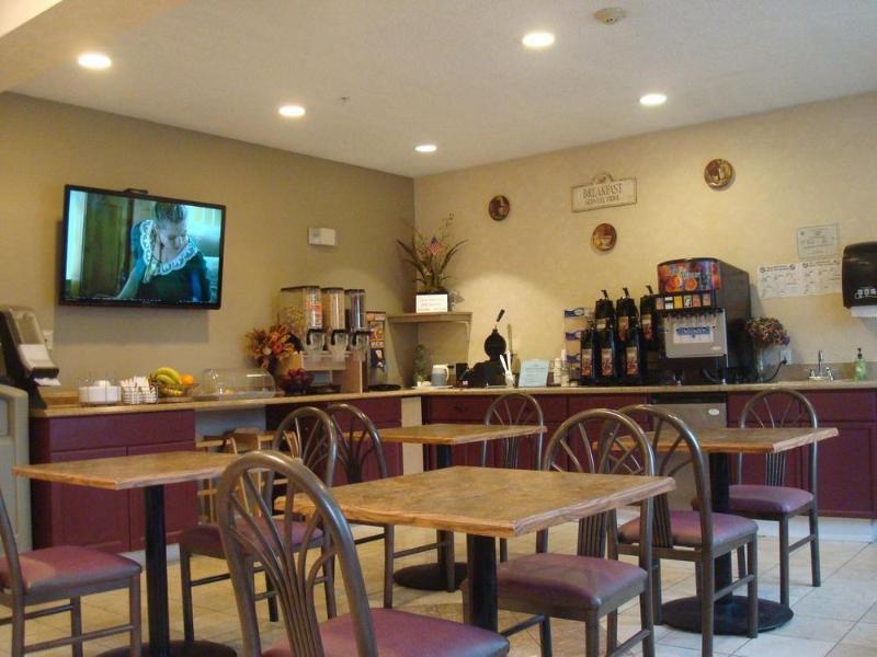 Howard Johnson By Wyndham Vancouver Hotel & Suites Luaran gambar