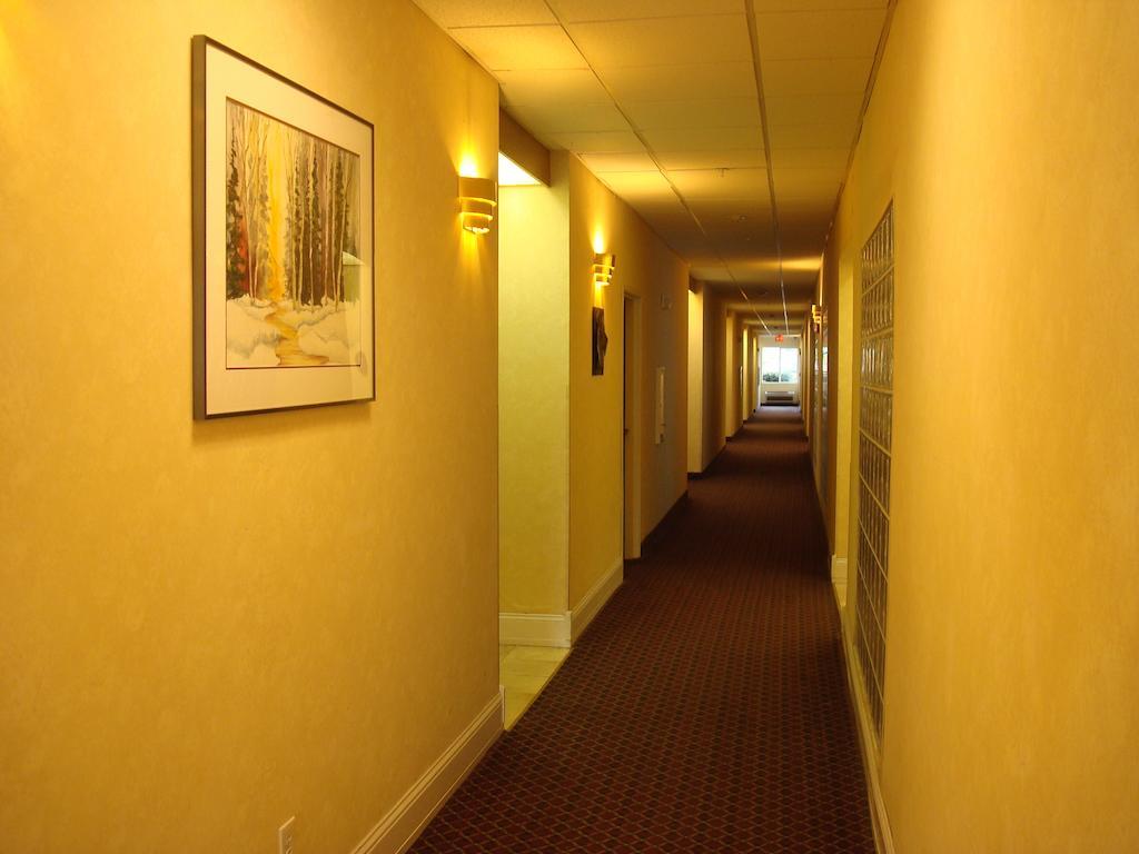 Howard Johnson By Wyndham Vancouver Hotel & Suites Luaran gambar